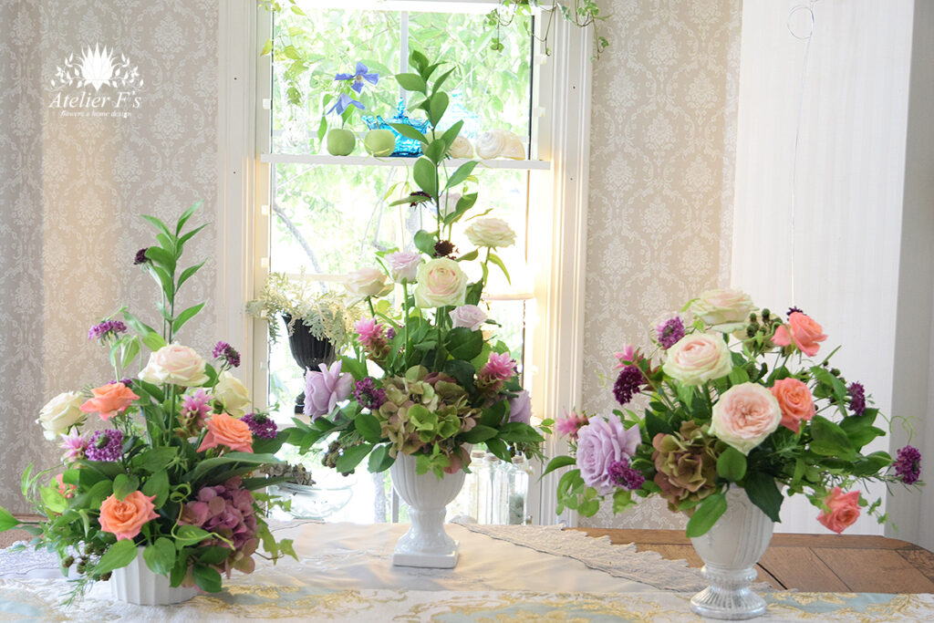 イギリススタイルのフラワーアレンジメントレッスン作品